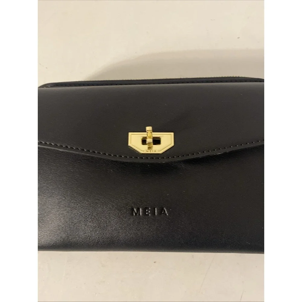 MEIA Bag Convertible Crossbody Clutch Black